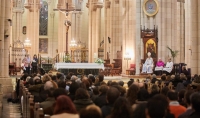 Reportaje fotográfico de la Vigilia de la Inmaculada en la Catedral Ntra. Sra. la Real de la Almudena